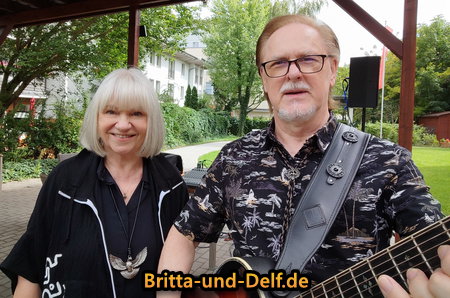 Britta & Delf - Hof-Konzert Hohenschönhausen